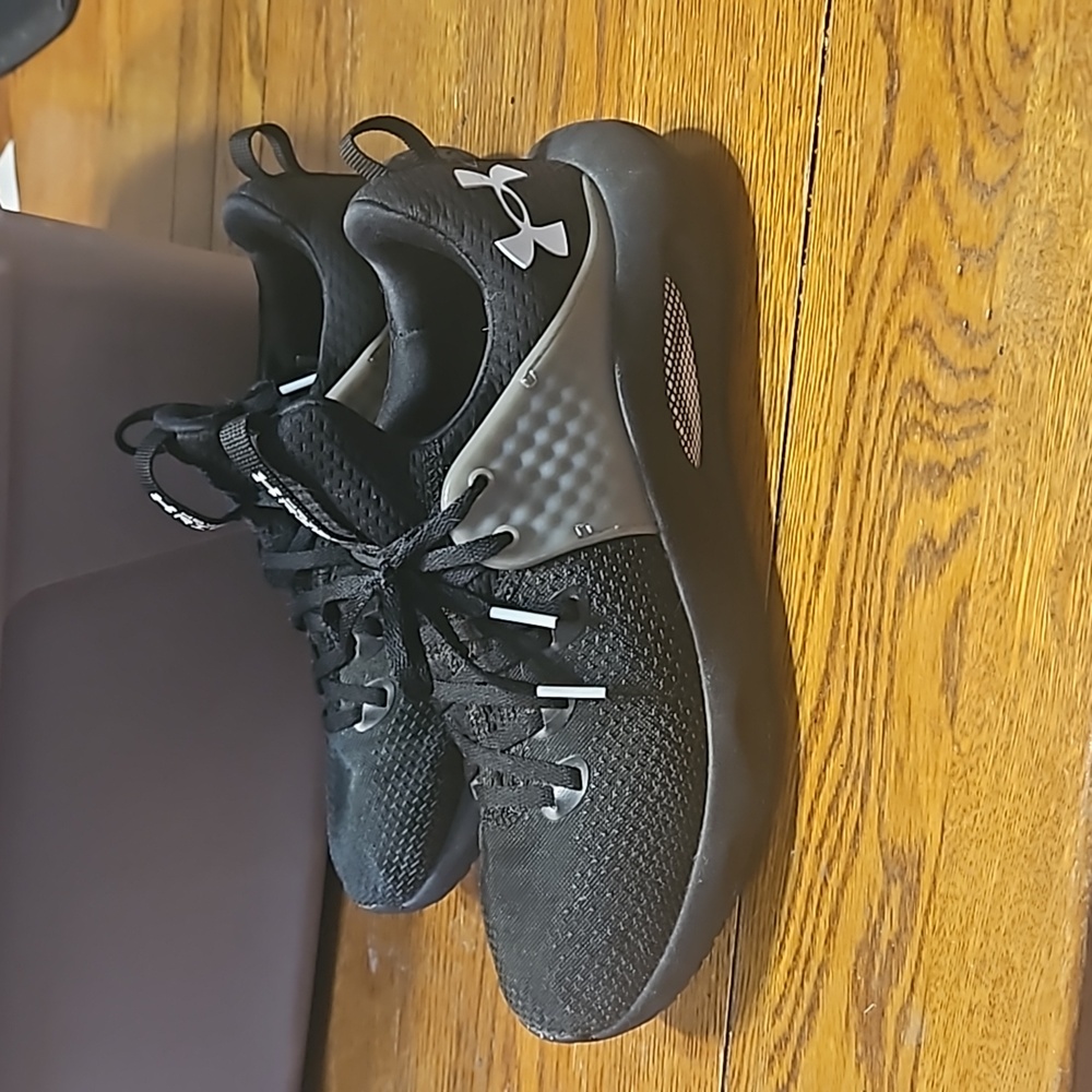 Under Armour Sneakers size 10
